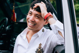 Doanh nhân Minh Nhựa cùng dàn sao Việt giúp trẻ em nghèo đón Tết
