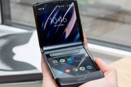 Galaxy Z Flip 3 sắp gặp "đối thủ" sừng sỏ từ Motorola