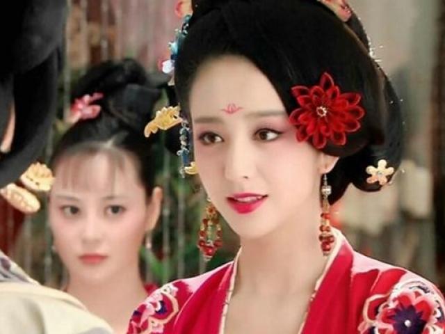 Thế giới - Hoàng đế Trung Hoa ngày đêm "phục vụ" hai mỹ nhân tuyệt sắc, đến mức đột tử trên giường