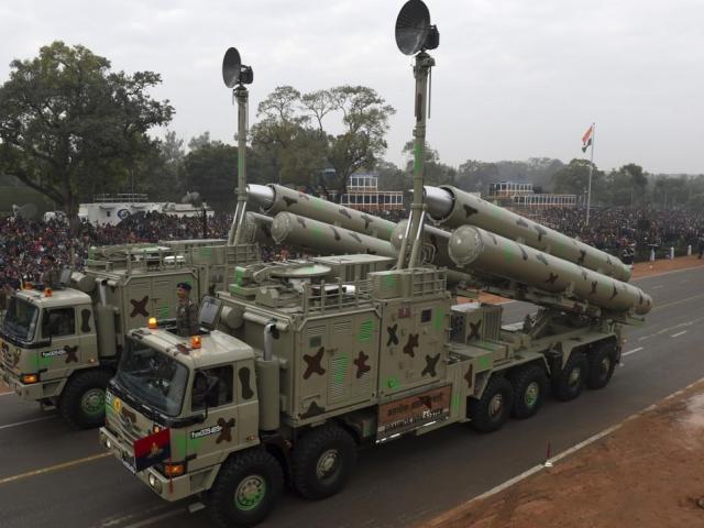 Thế giới - Quốc gia Đông Nam Á “phóng tay" gần 400 triệu USD mua tên lửa Brahmos của Ấn Độ