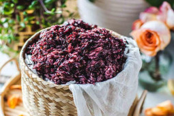 Ẩm thực - Bí quyết nấu xôi nếp cẩm ngon bất bại ngày Tết quan trọng nằm ở "tỷ lệ vàng" này