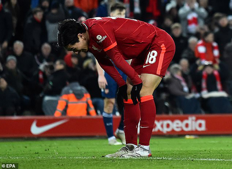 Minamino bỏ lỡ không tưởng khiến Liverpool thắng hụt