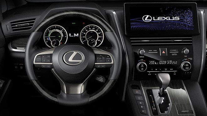 TP.HCM: Lexus LM 300h mới "đập hộp" giá hơn 8 tỷ đồng bị cháy xém - 6