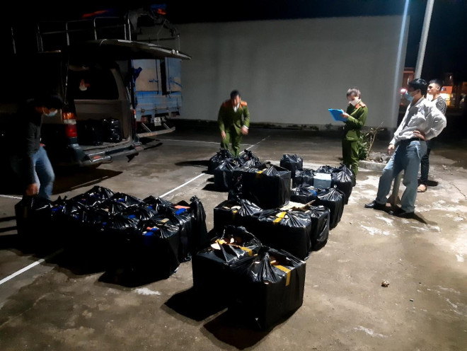 Số rượu ngoại nhập lậu bị phát hiện, bắt giữ