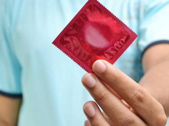 Sức khỏe đời sống - Vì sao sử dụng bao cao su khi làm "chuyện ấy" mà vẫn có thai?