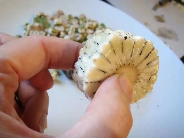 Lạ: Quả nhìn như bắp ngô, vị như chuối, 1 quả bán được gần trăm nghìn - 4