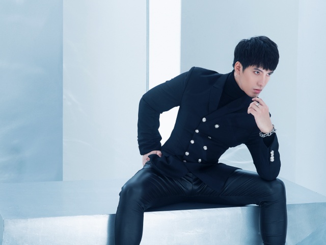 Thời trang - Giám đốc sáng tạo Kye Nguyễn: "Làm việc với sao hạng A phải cầu toàn, chỉn chu"