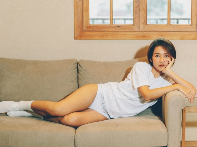 Làm đẹp - Cô gái Việt có gương mặt đẹp top 100 thế giới: Tết ăn như hùm vẫn không tăng cân vì đâu?