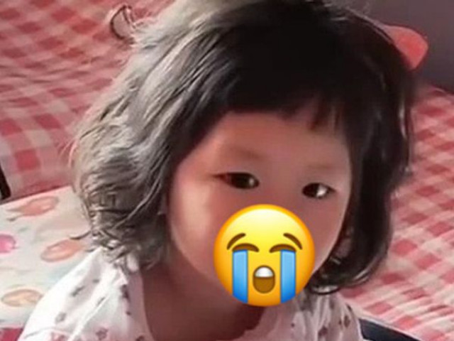 Bạn trẻ - Cuộc sống - Bất lực vì con gái nghiện kẹo, bà mẹ nảy ra ý tưởng khiến đứa trẻ vội đầu hàng