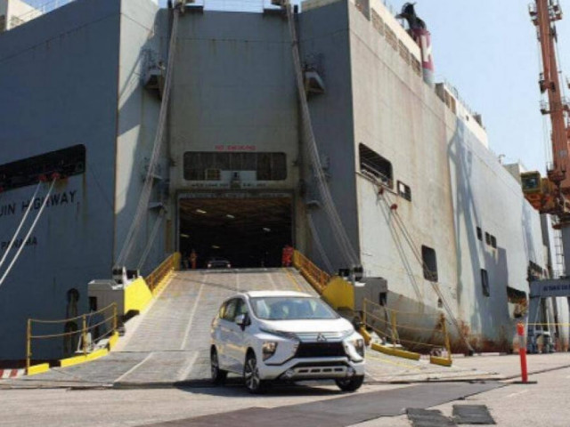 Ô tô - Nhập khẩu ô tô tăng kỷ lục trong năm 2021