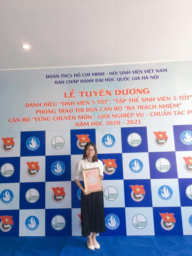 Lớp học Tiếng Anh miễn phí của cô sinh viên năm cuối trường Đại học Ngoại Ngữ - 9