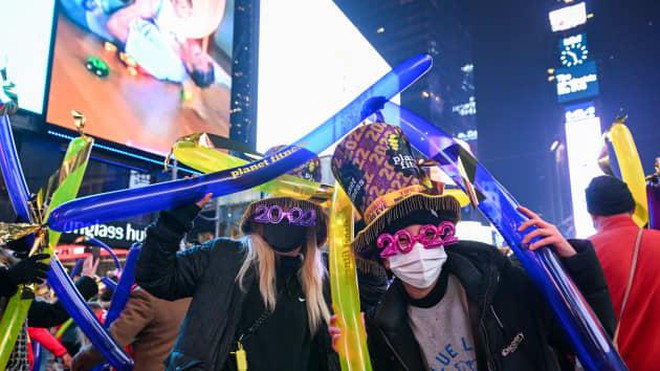 Chào đón năm mới 2022 tại Quảng trường Thời đại, New York, Mỹ