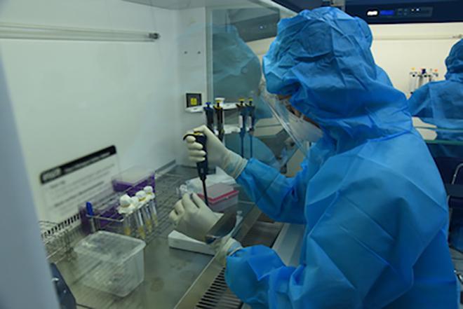 Phòng xét nghiệm sinh học phân tử tại BV 30-4