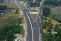 Kinh doanh - Đề xuất hơn 8.000 tỷ đồng mở rộng “siêu” dự án cao tốc Hòa Lạc - Hòa Bình