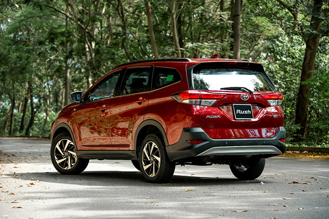Toyota Rush - SUV 7 chỗ được đánh giá cao về mọi mặt trong tầm giá - 2