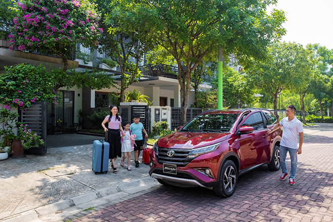 Toyota Rush - SUV 7 chỗ được đánh giá cao về mọi mặt trong tầm giá - 4