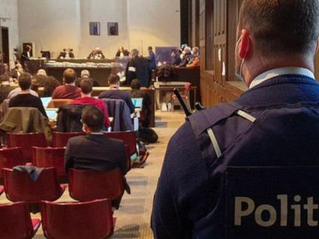 Thế giới - Vụ tử vong trong container ở Anh: Kẻ cầm đầu người Việt lãnh án tù 15 năm