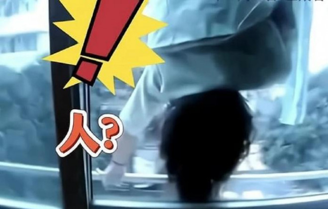 Mở cửa sổ lúc sáng sớm, người phụ nữ bị dọa sợ "mất hồn mất vía" khi thấy cảnh này - 1