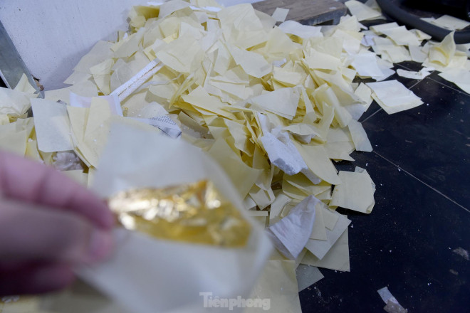 Gian nan chế tác hổ mạ vàng 24k - 4