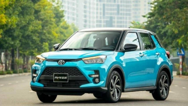 Toyota Raize trở thành hàng hot do mức giá "trong tầm tiền" của nhiều người mua xe lần đầu