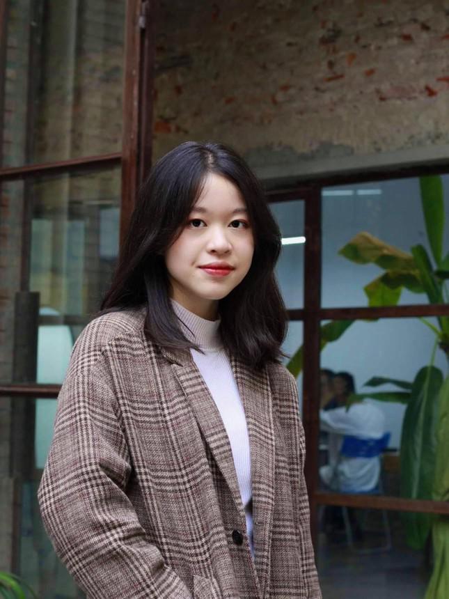 Cô gái Gen Z xinh đẹp trở thành sinh viên đại học Canada ở tuổi 17 - 2