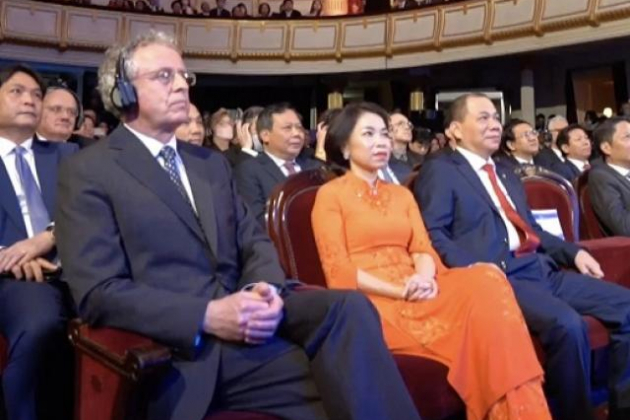 Phu nhân tỷ phú Phạm Nhật Vượng lần đầu xuất hiện chính thức trước công chúng