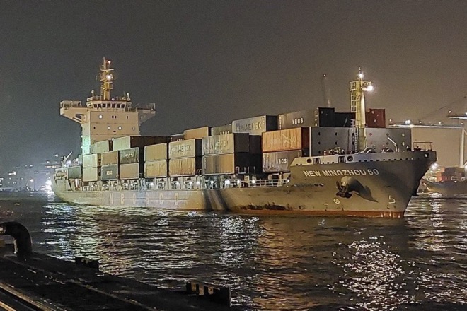 Một tàu chở hàng từ Litva chuyển sang cập cảng Đài Loan, thay vì Trung Quốc.