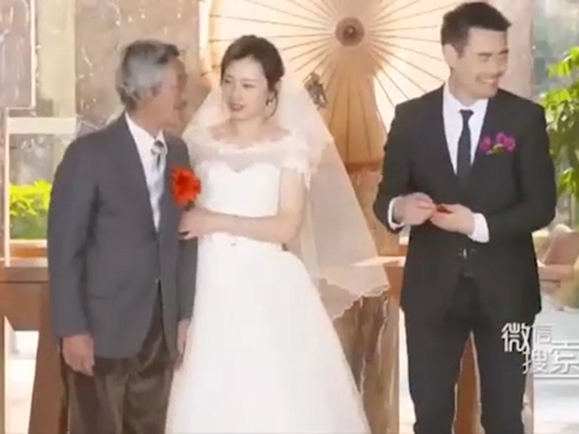 Cười 24H - Để con gái chịu cưới chồng, ông bố dùng đến cách không thể ngờ