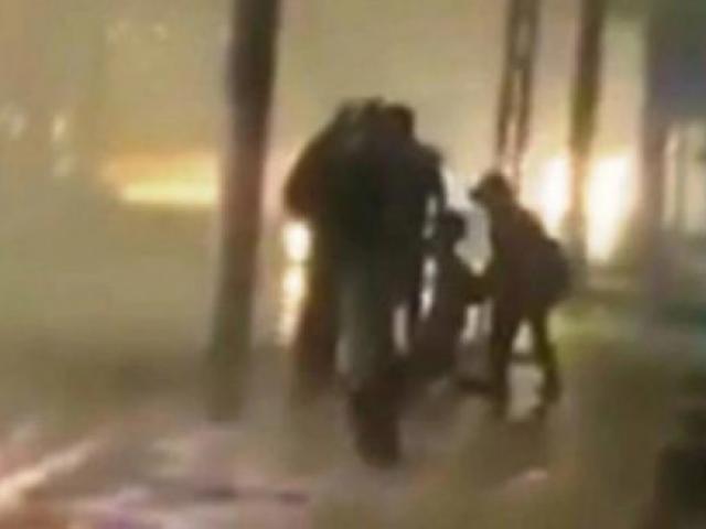 Tin tức trong ngày - Tin tức 24h qua: Thông tin ban đầu vụ bố đẻ dùng dao gây thương tích cho 2 con ở Thái Bình