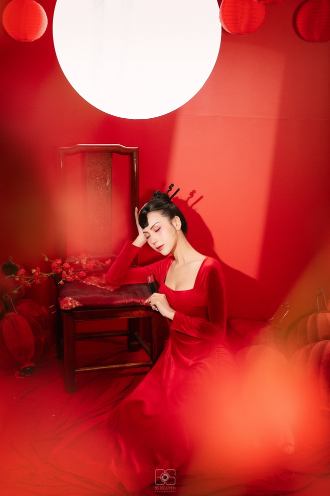 Diễn viên Nga Tây "Đi qua mùa hạ" hóa nàng xuân yêu kiều - 7