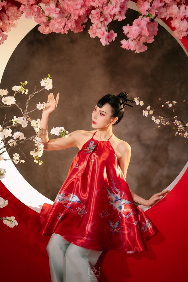 Diễn viên Nga Tây "Đi qua mùa hạ" hóa nàng xuân yêu kiều - 14