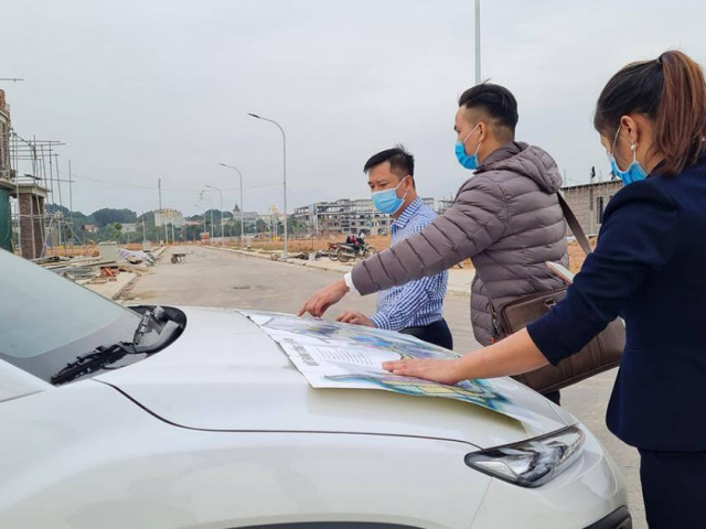 Kinh doanh - Hà Nội khan hàng, giới buôn đất đổ về tỉnh lẻ