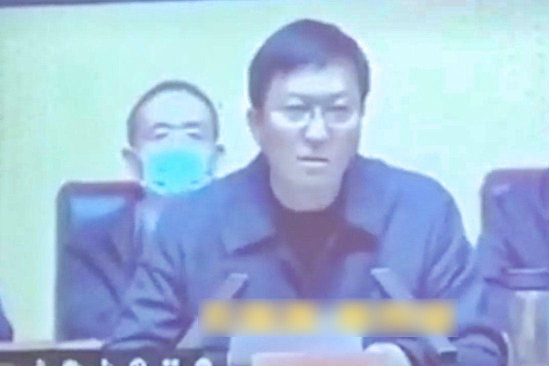 Ông&nbsp;Dong Hong, thị trưởng quận Đan Thành, tỉnh Hà Nam, Trung Quốc, có phát biểu gây phẫn nộ khi đòi bắt giữ người về quê ăn Tết. Ảnh: Weibo