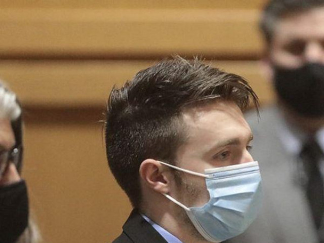 Phi thường - kỳ quặc - Phẫn nộ nam thanh niên ra tay sát hại cha mẹ ruột vì bị phát hiện nói dối