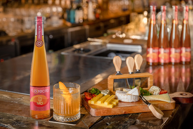 Mang trong mình tinh thần sáng tạo nên Florecita Mơ có nhiều cách pha chế và thưởng thức.