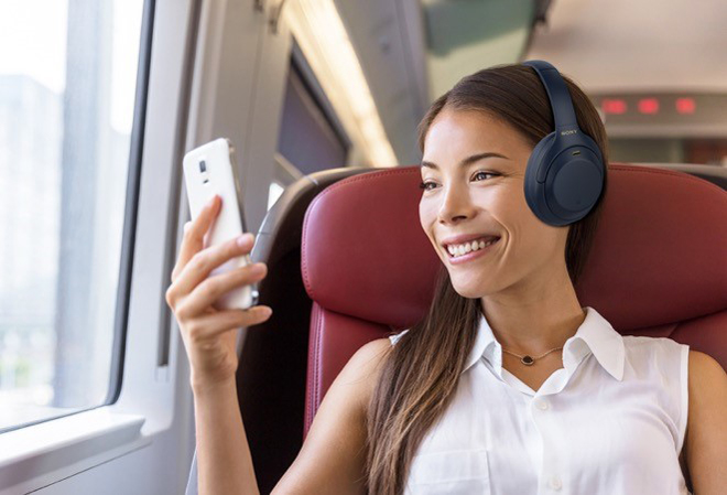 WH-1000XM4 chống ồn cao cấp mang lại phút giây tận hưởng âm nhạc chất lượng cao mọi lúc mọi nơi