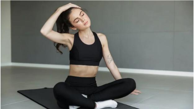 Tạm biệt căng thẳng với sự trợ giúp của các bài tập kéo giãn.