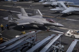 Thế giới - Tiêm kích F-35C gặp nạn trên tàu sân bay Mỹ ở Biển Đông, 7 thủy thủ bị thương