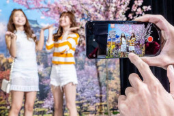 Top smartphone chụp ảnh đẹp rụng tim, chơi Tết hết ý