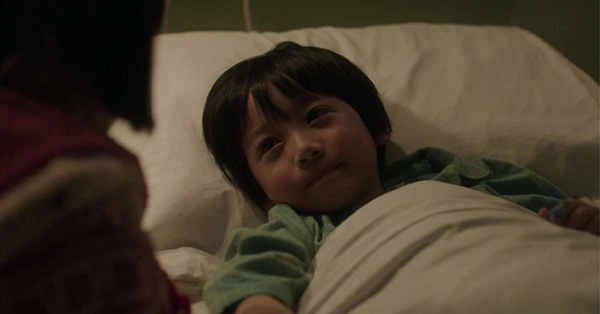 Con trai 27 tuổi vẫn ngủ chung với mẹ, cách yêu thương sai lầm biến con thành “đứa trẻ khổng lồ” - 2