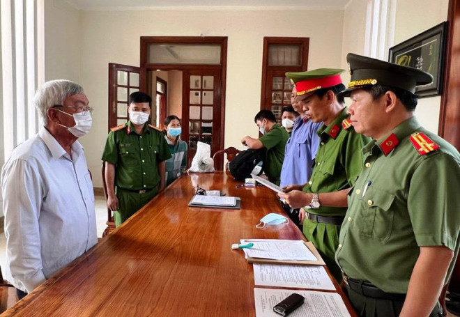 Thông tin thêm vụ bắt nguyên Giám đốc Sở Tài nguyên-Môi trường tỉnh Đồng Nai và 5 cán bộ - 1