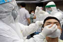 Tin tức trong ngày - Hưng Yên yêu cầu người về quê ăn Tết phải có giấy xét nghiệm: "Không cần thiết, tốn kém"