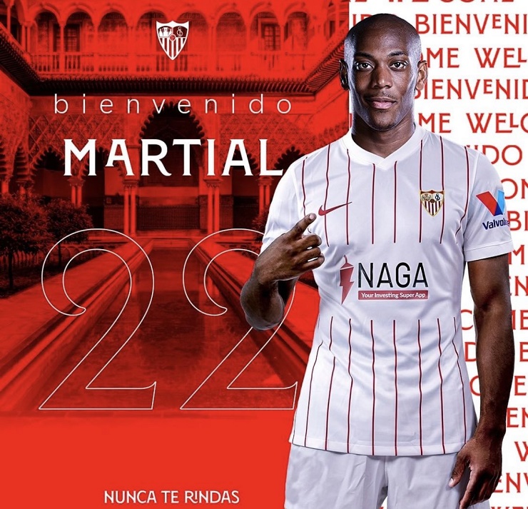 Sevilla chính thức ra mắt Martial, SAO MU gửi lời chúc ý nghĩa - 1