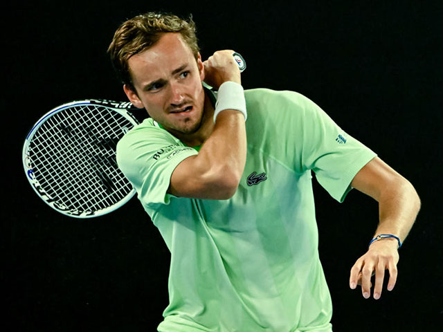 Thể thao - Trực tiếp tennis Aliassime - Medvedev: Medvedev giành chiến thắng (Tứ kết Australian Open) (Kết thúc)