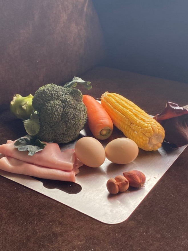 Giò đông rau củ, món duy nhất &#34;cân&#34; cả mâm cơm ngày mưa gió - 2