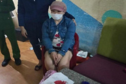 Pháp luật - Động mại dâm của tú bà bị triệt phá, bên trong có cả ma túy