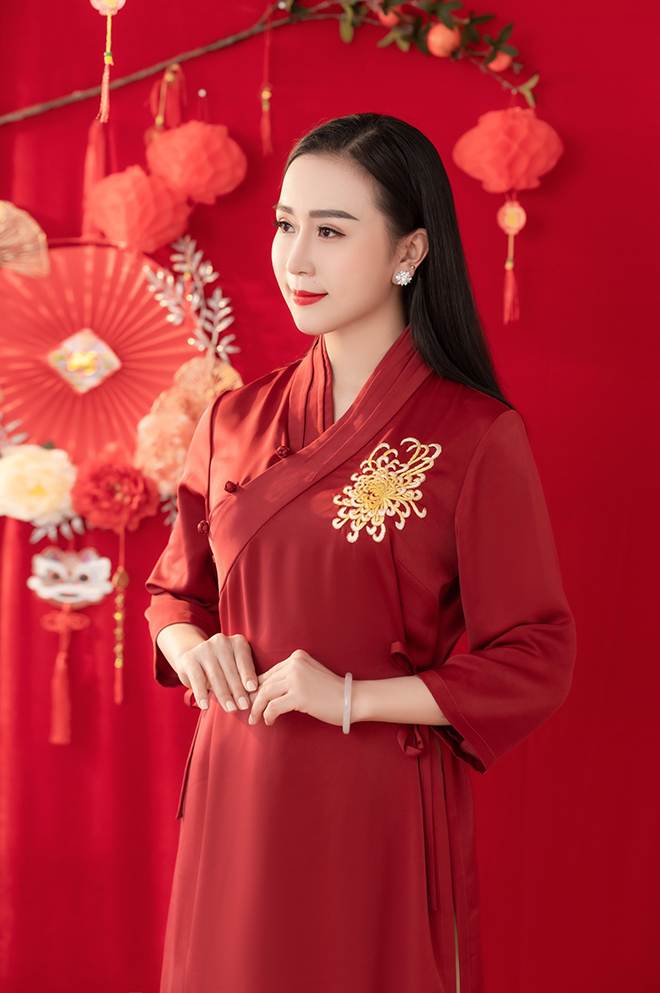 Nữ hoàng sắc đẹp Thanh Loan thanh lịch trong BST áo dài Pháp cao cấp Bình An của NTK Ngân Nguyễn - 7