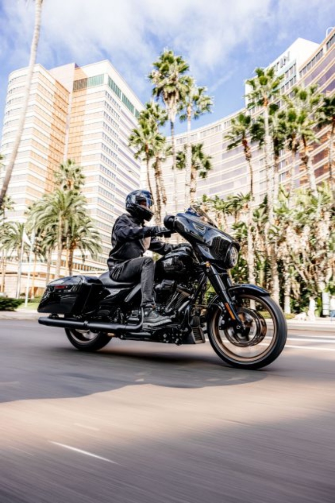 “Khủng long” 2022 Harley-Davidson Road Glide ST và Street Glide ST trình làng - 4