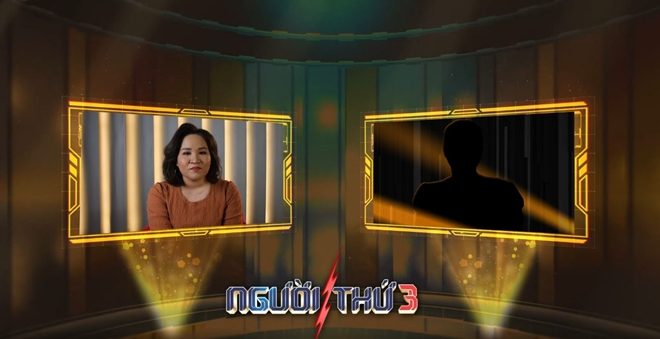 Show "Người thứ 3" hot nhất: Vợ theo dõi chồng ngoại tình suốt hai năm, bị đánh vỡ nón bảo hiểm - 1