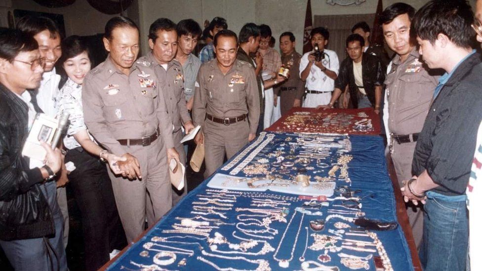 Số trang sức mà cảnh sát Thái Lan thu hồi được.